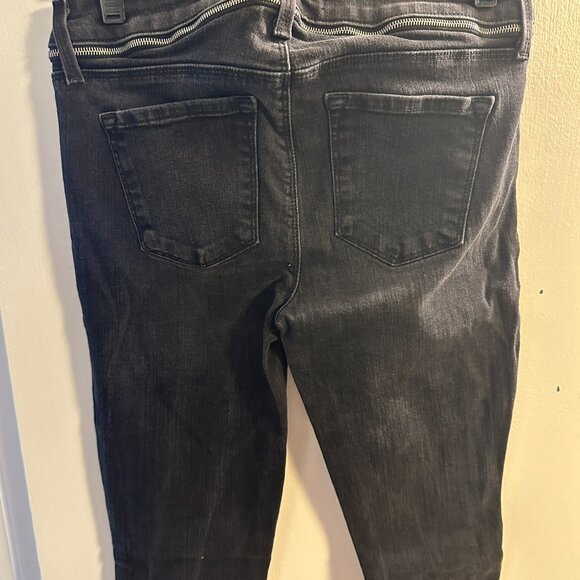 Super cool Free People Skinny Jeans with Waist Zipper Detail - Picture 3 of 4
